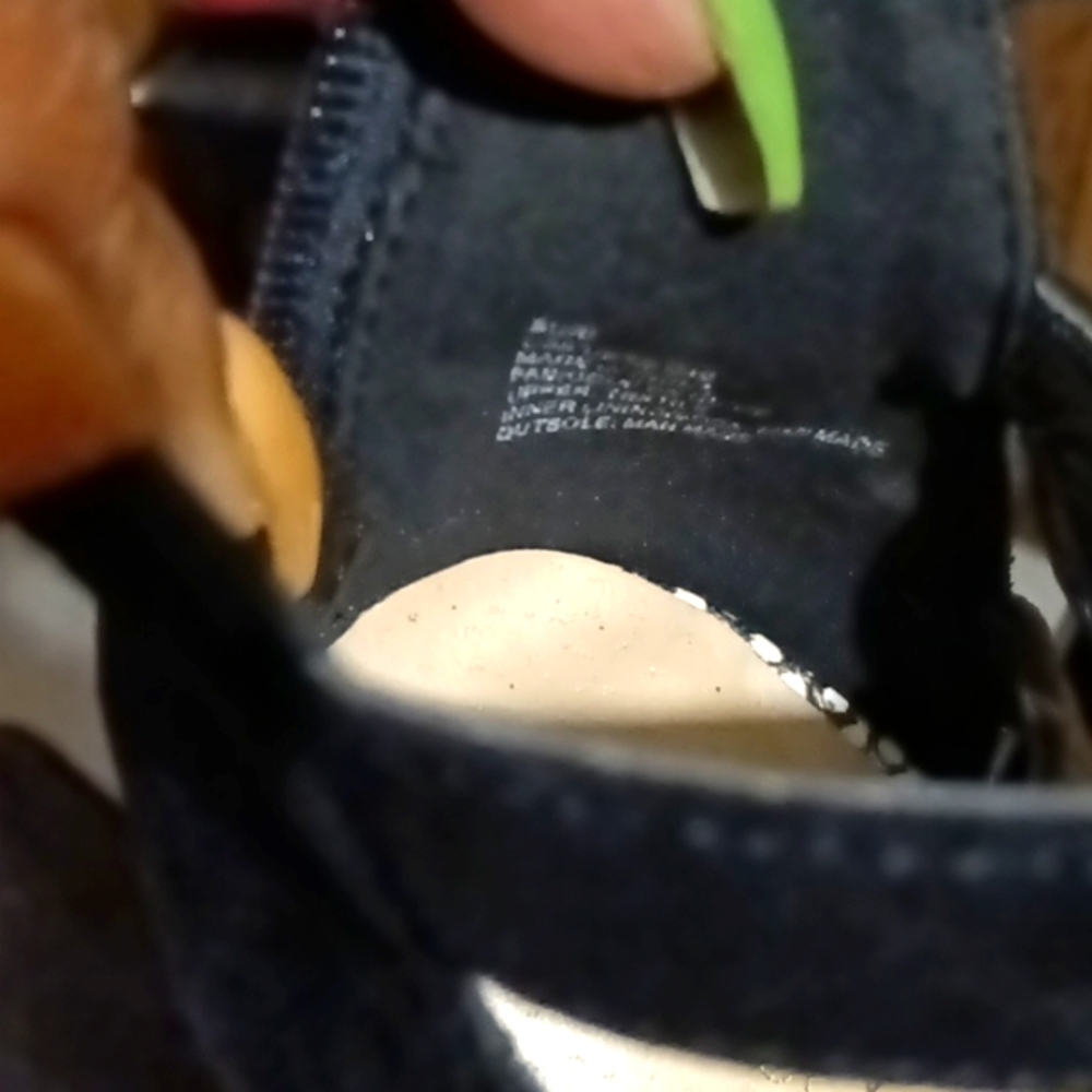 Shoes - Picture 6 of 6